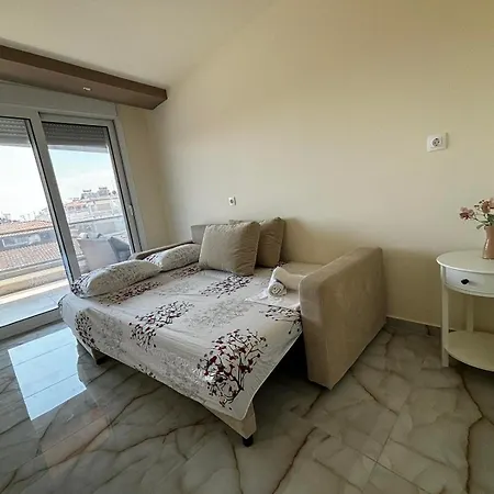 Paralia Rooms Apartmán *