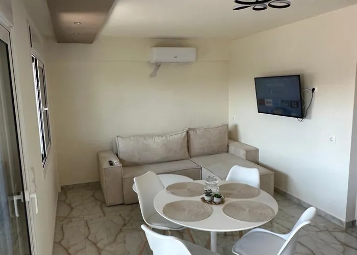 Paralia Rooms